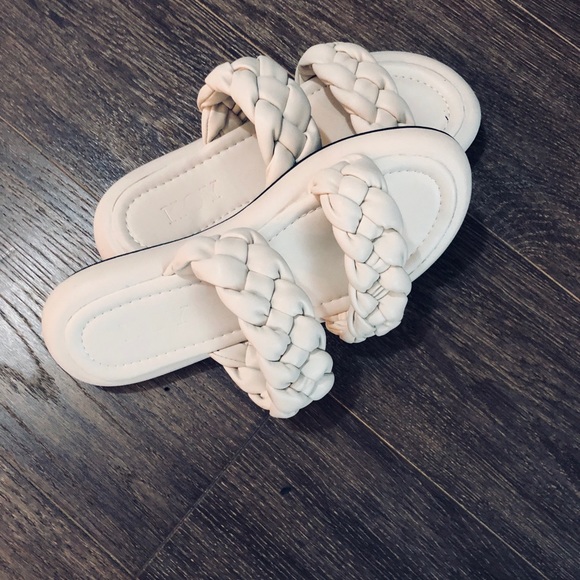 Brand New Chunky Summer Braided Straps Slippers - Picture 4 of 8